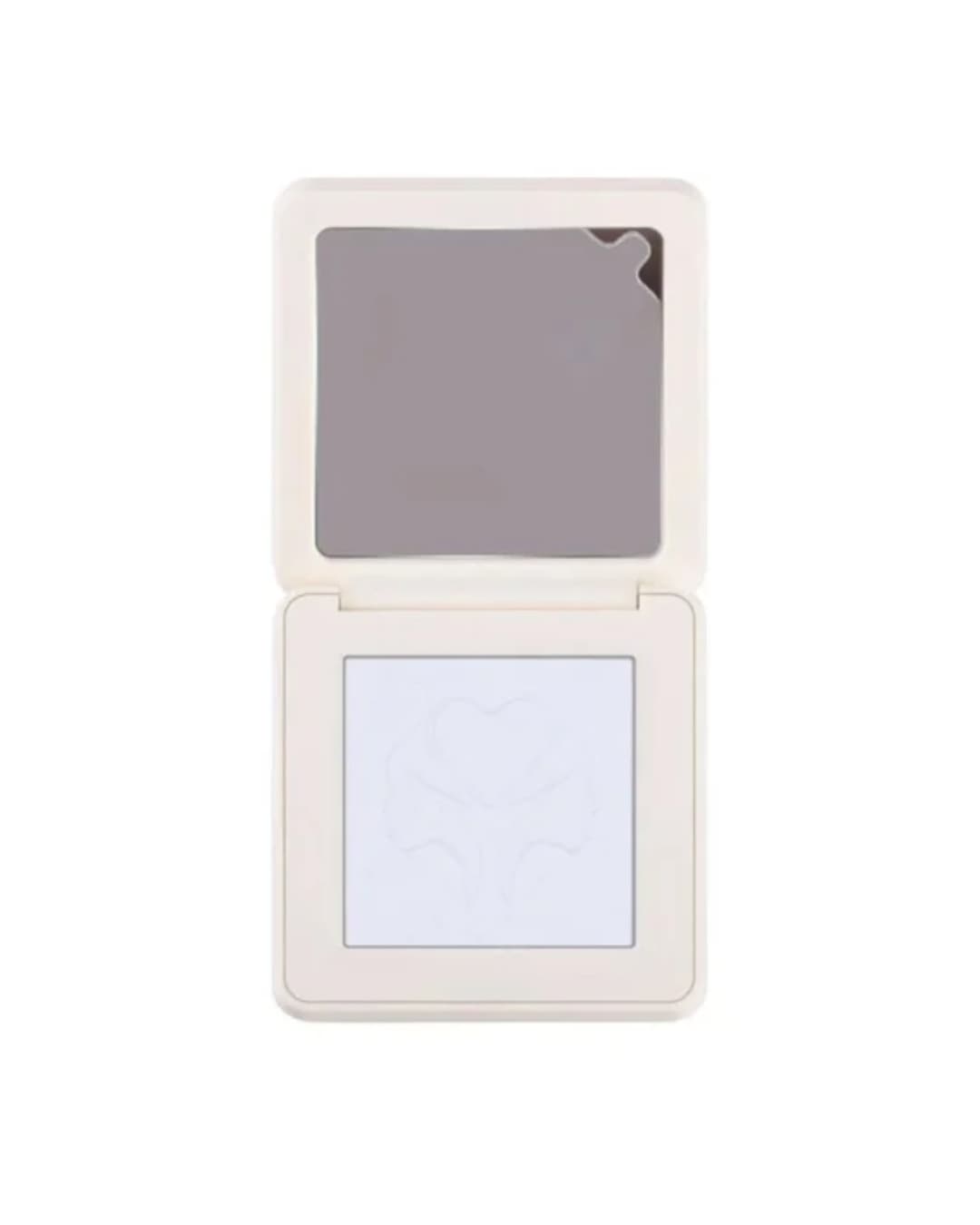 HEARTS SMOOTH OPERATOR AMAZONIAN CLAY FINISHING SETTING باودر - WHITE